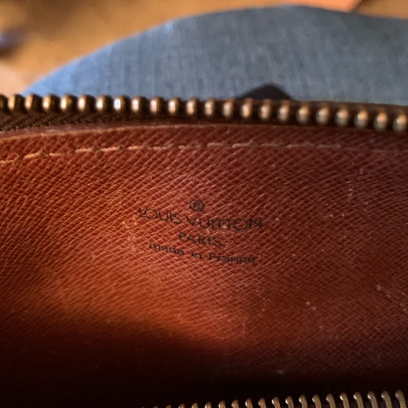 Louis Vuitton Bag - Picture 3 of 7